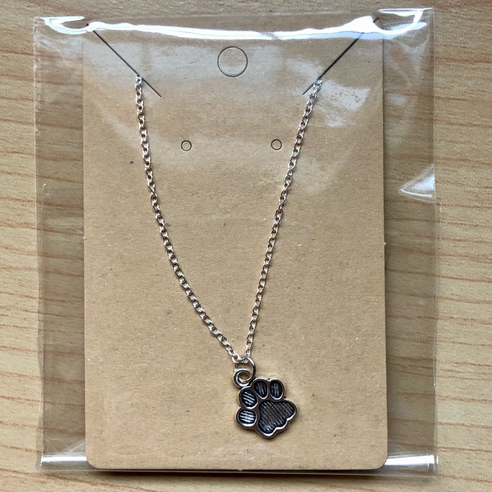 NWT Handmade Silver Paw Print Necklace - Picture 3 of 9